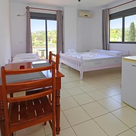Appart hôtel Bora 3*