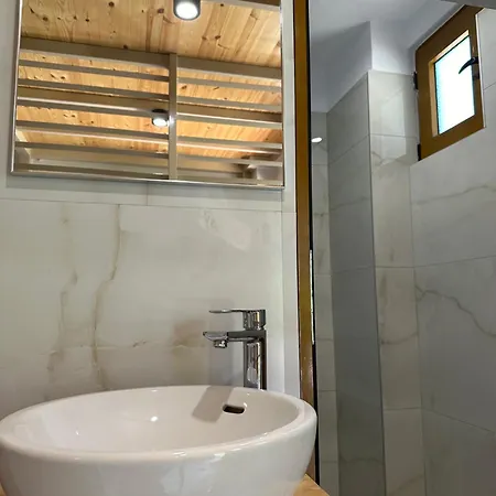 Appart hôtel Bora 3*