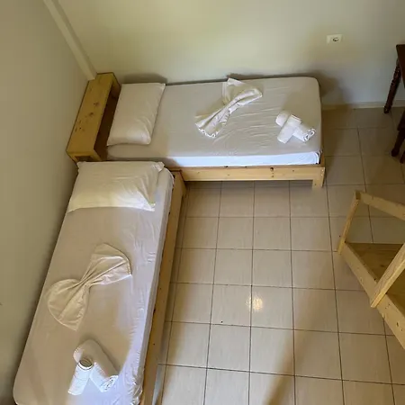 Bora Aparthotel Himarë