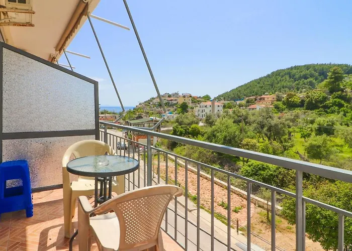 Aparthotel Bora Himarë